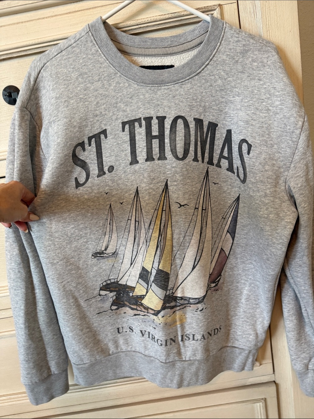 Hollister Relaxed St. Thomas Gray Pullover Sweatshirt - Sailboat graphic
